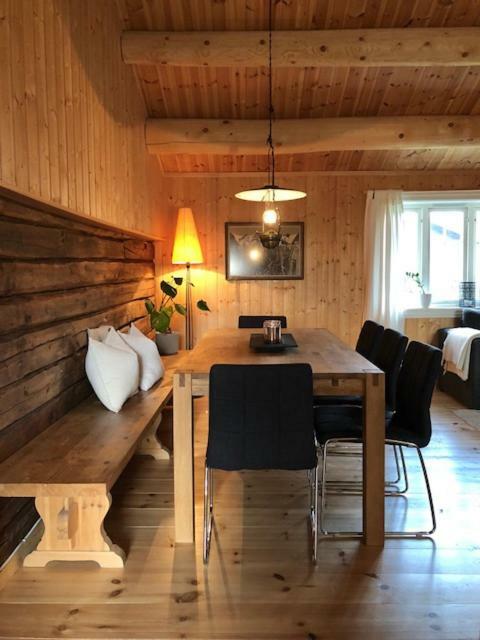 Svenskveien 23b Røros